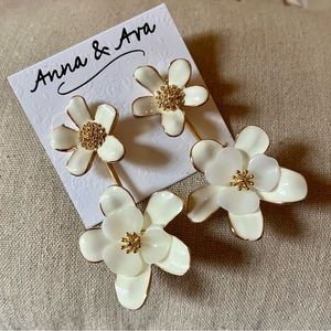 🆕 Anna & Ava Flower Statement Earrings